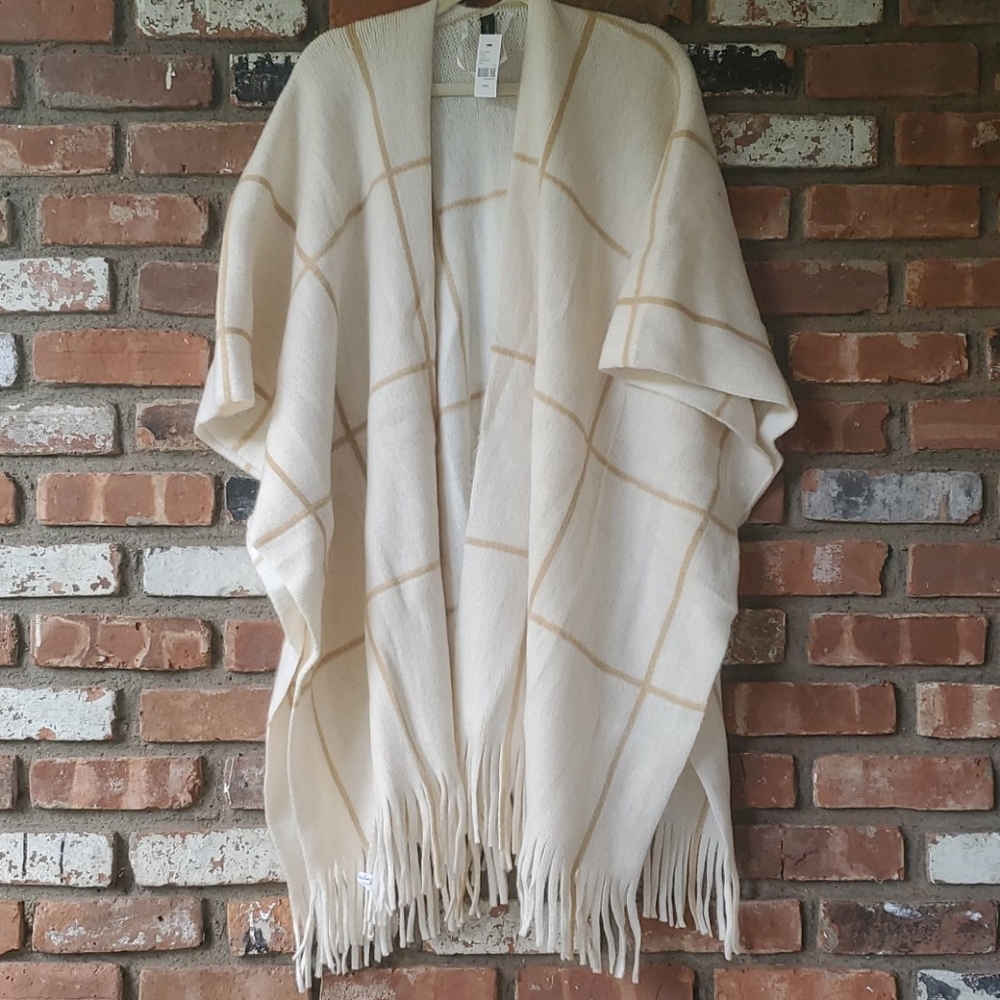 NWT Lane Bryant Poncho Overpiece